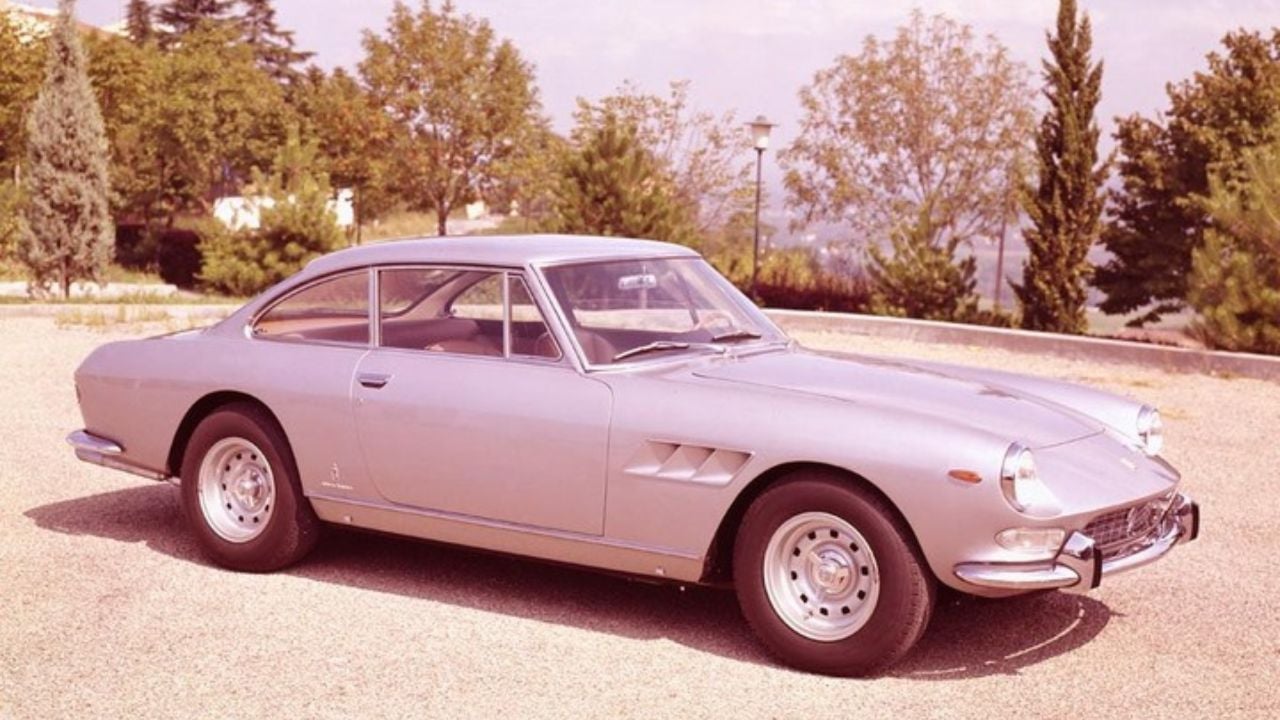 Ferrari 330 GT 2+2 (1964–1967)