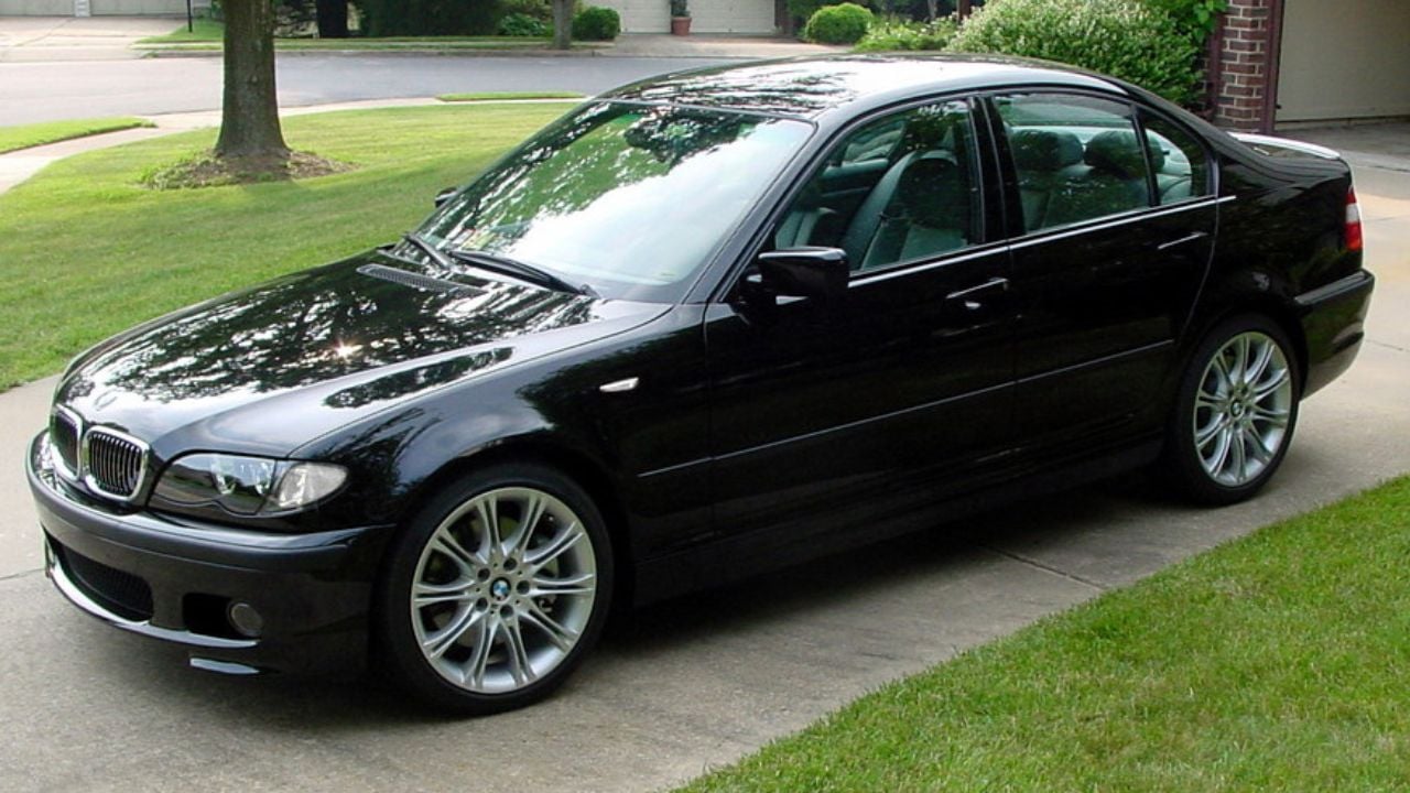 BMW E46 330i ZHP