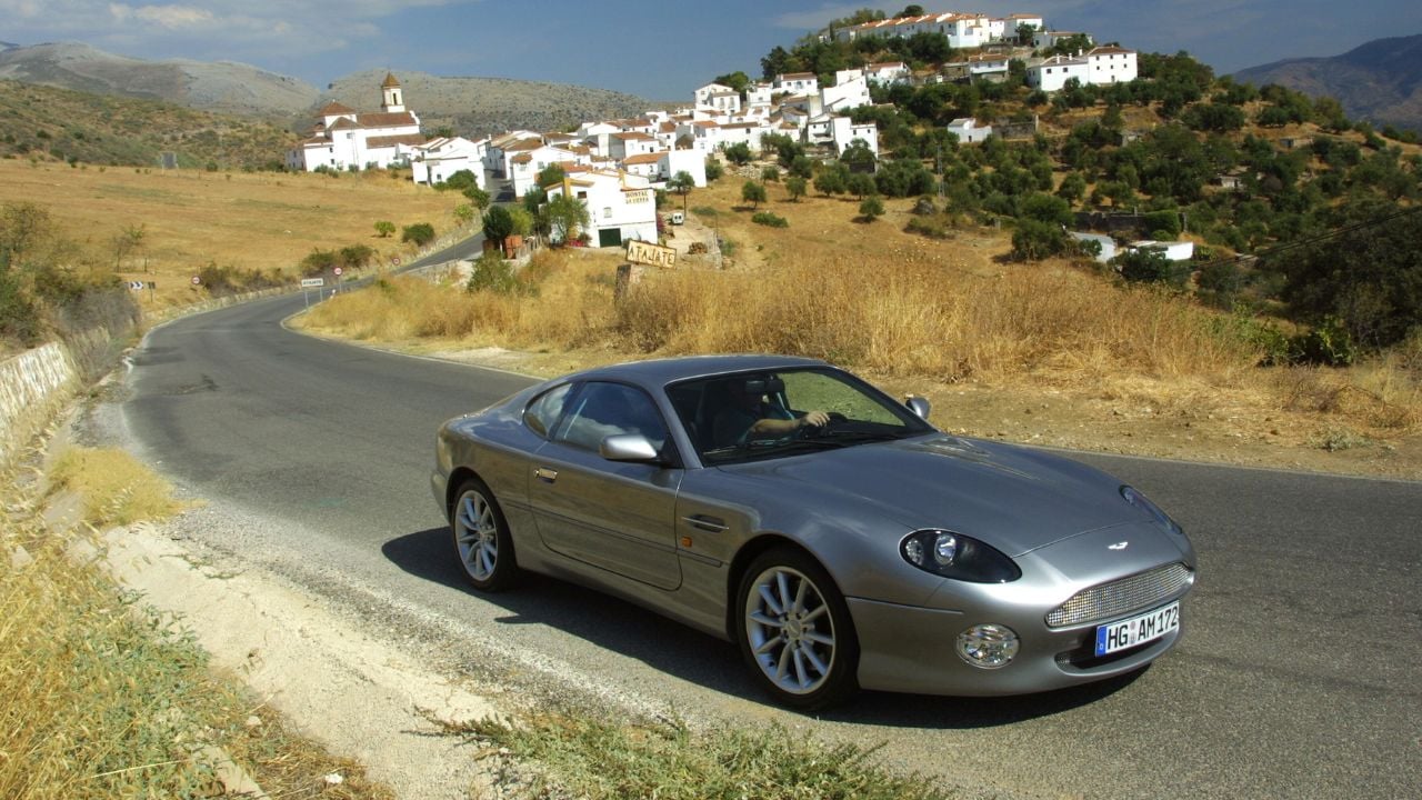 Aston Martin DB7 V12