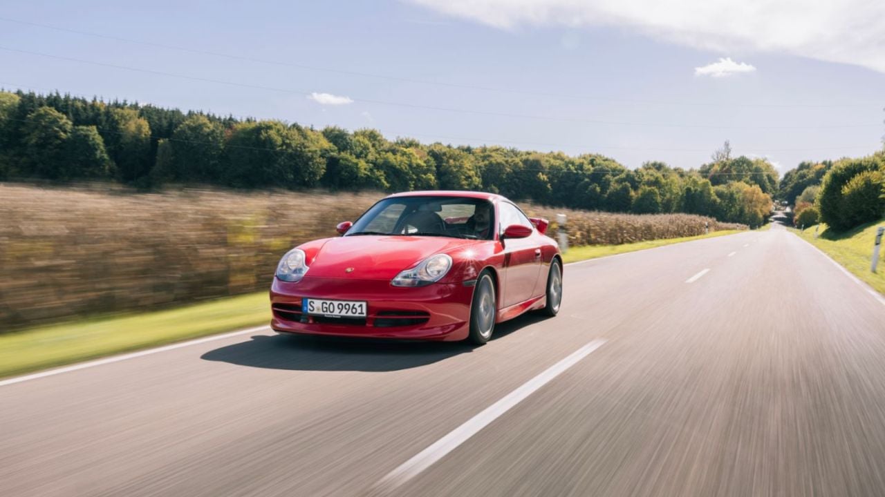 Porsche 911 (996 Carrera)