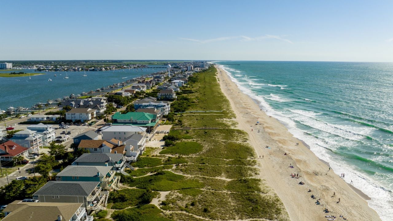 Beachfront houses and vacation rentals in Wrightsville NC Outer Banks