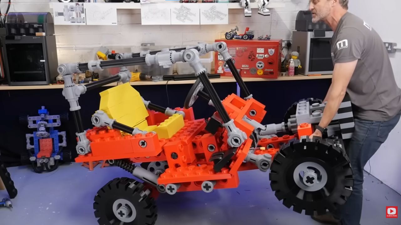 Mat Denton's drivable 1981 LEGO Technic 8845 Dune Buggy.