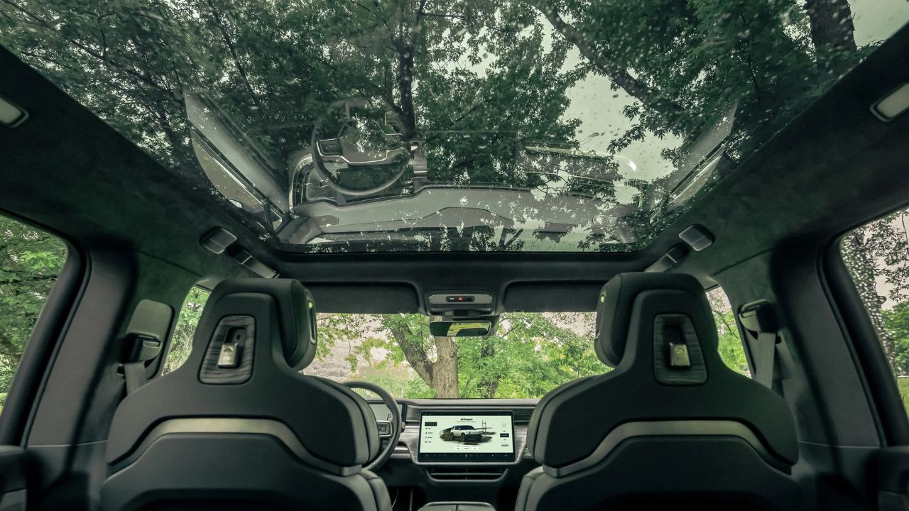 RIVIAN R1S interior.