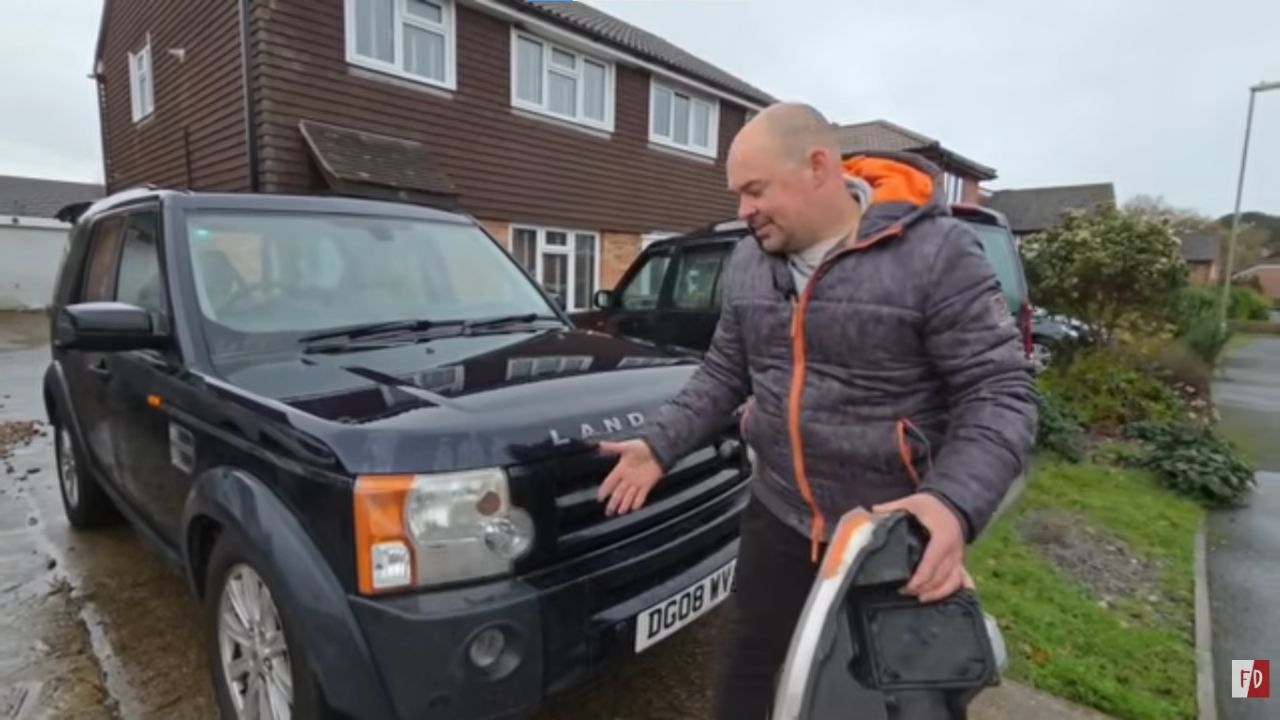 Rob from Final Drive and his L3 Land Rover Discovery.