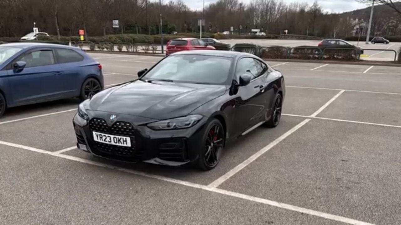 BMW 440I.
