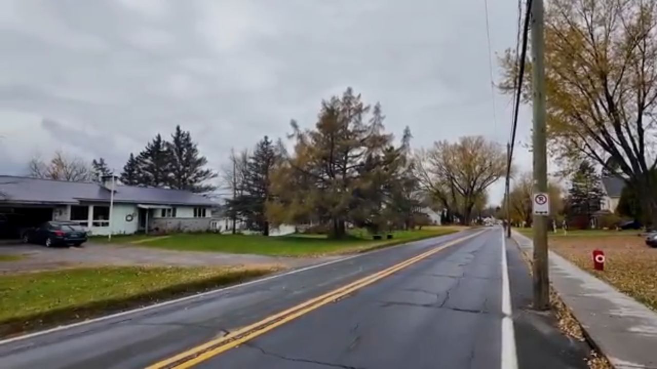 Border road in Vermont.
