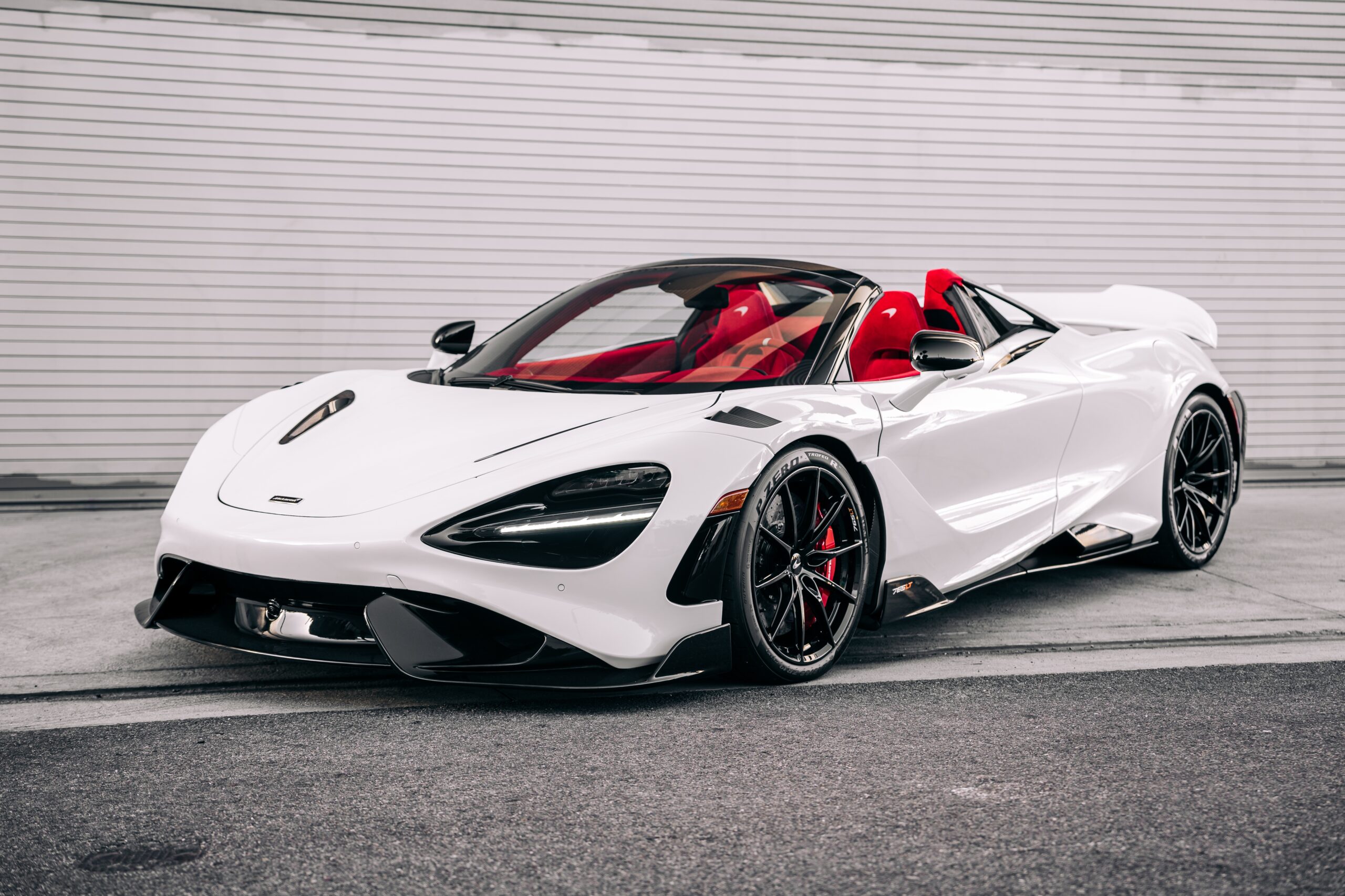 McLaren 765LT