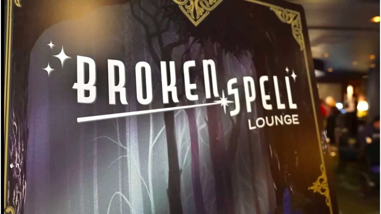 Broken Spell Lounge Disneyland Hotel