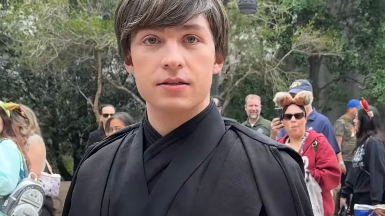Galaxys Edge Luke