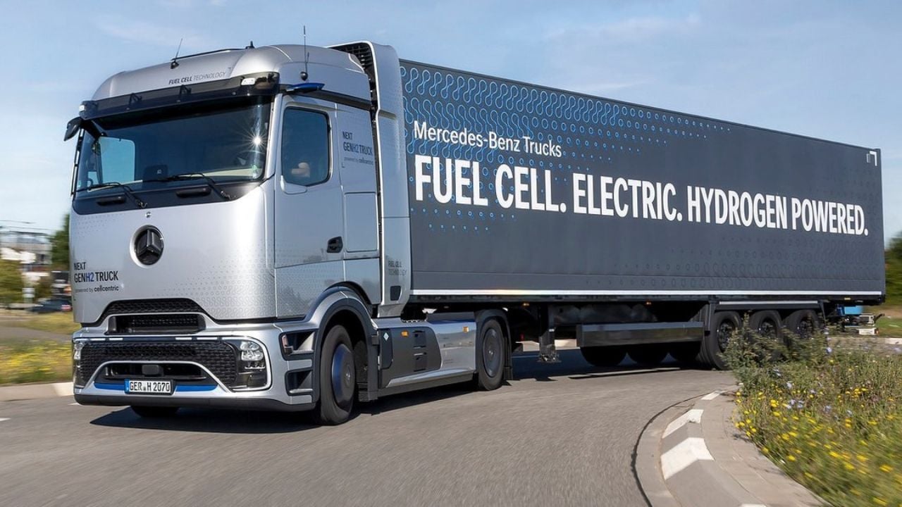 Mercedes-Benz NextGenH2 hydrogen semi-truck.