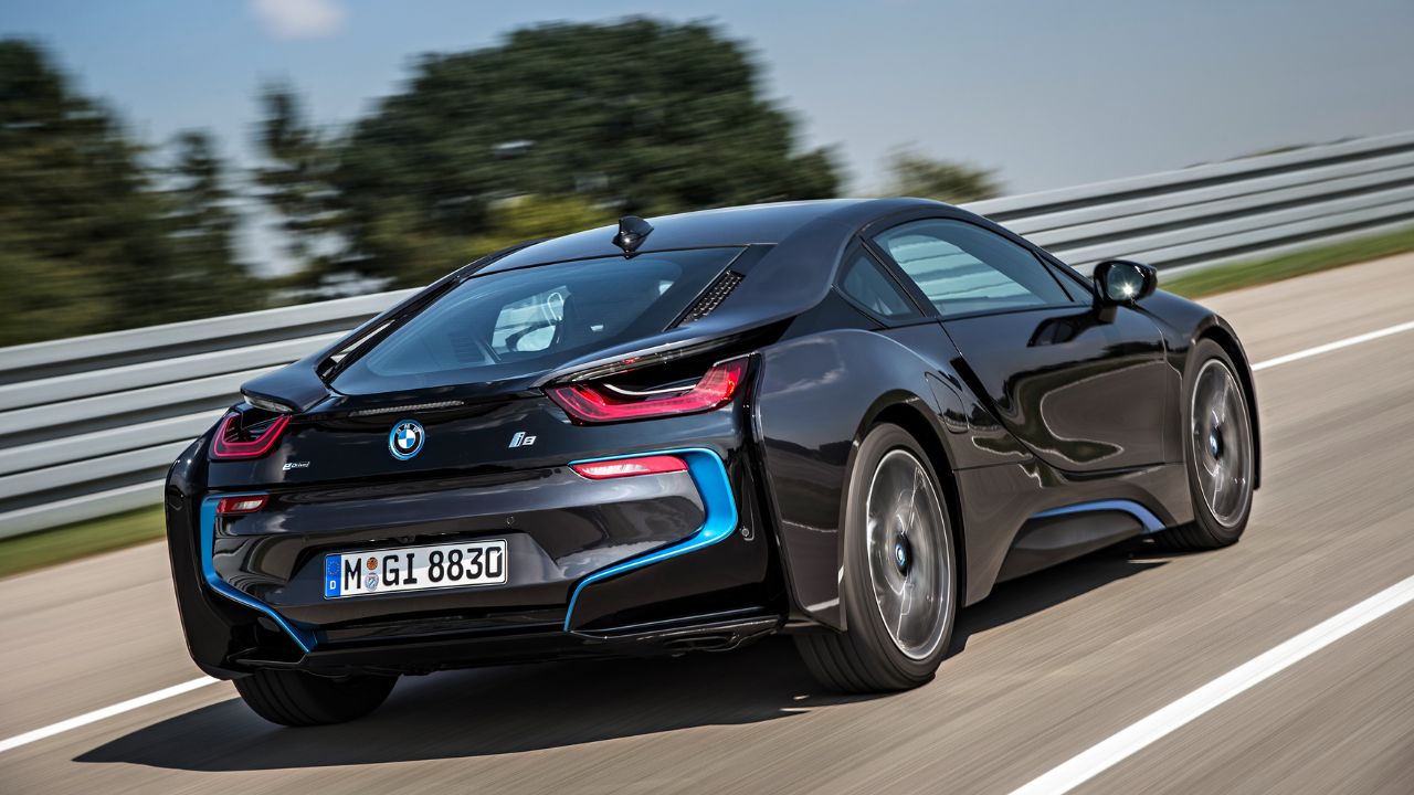 BMW i8