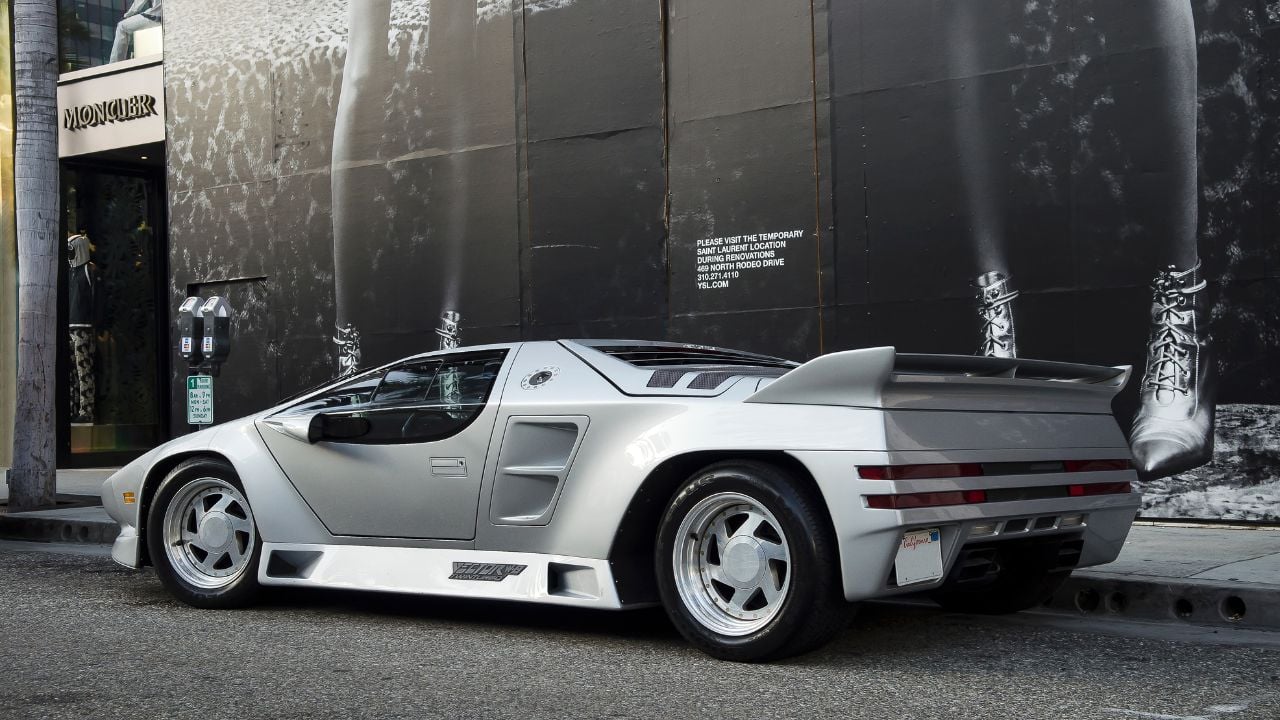 Vector W8