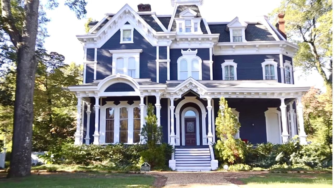 Stranger Things Creel House