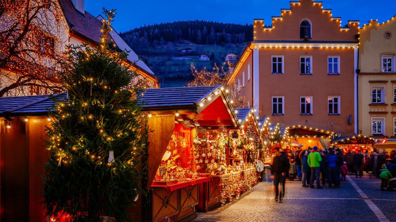 Christmas Market, Vipiteno, Sterzing, Bolzano, Trentino Alto Adige, Italy