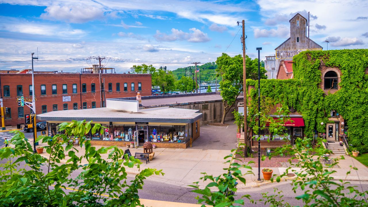 STILLWATER, MINNESOTA - SEPTEMBER 18, 2023: The very beautiful town of Stillwater, Minnesota