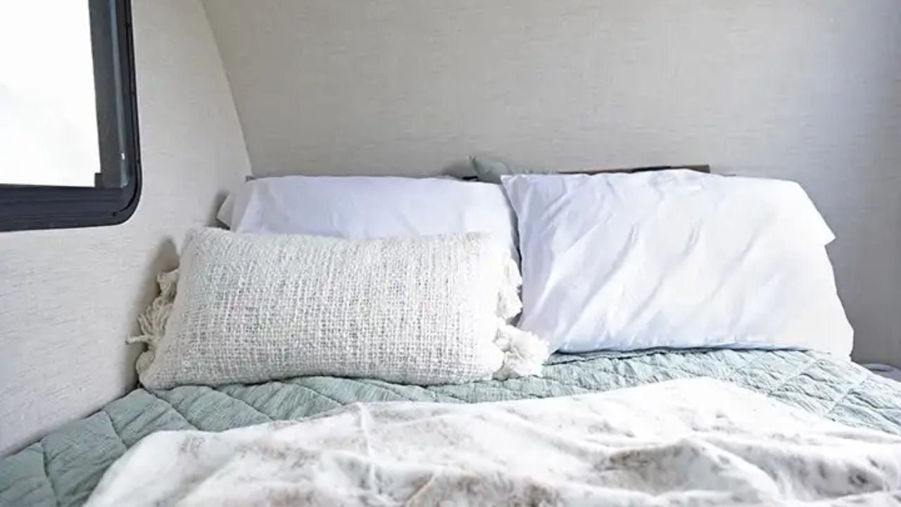 Encore RV VENŪ 10RKS.