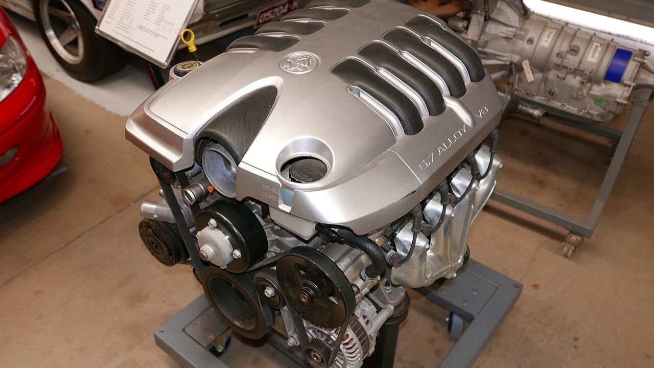 GM LS1 V8.