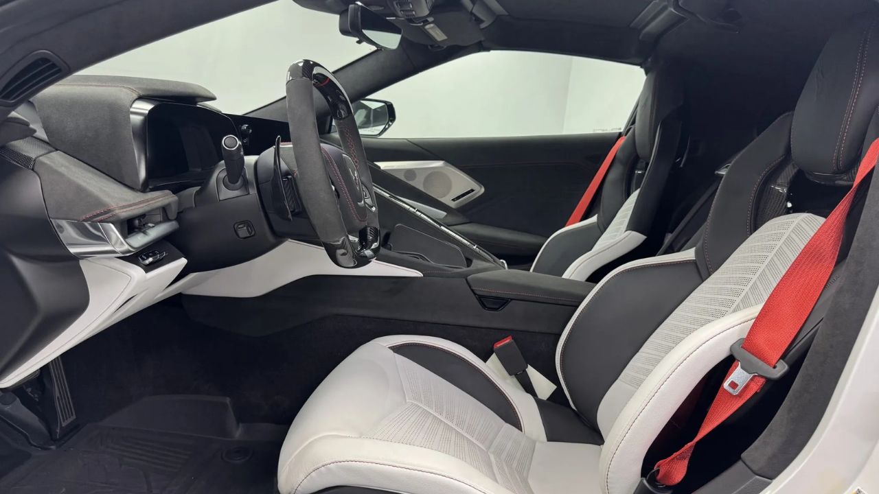2023 Chevrolet Corvette Z06 Coupe interior.