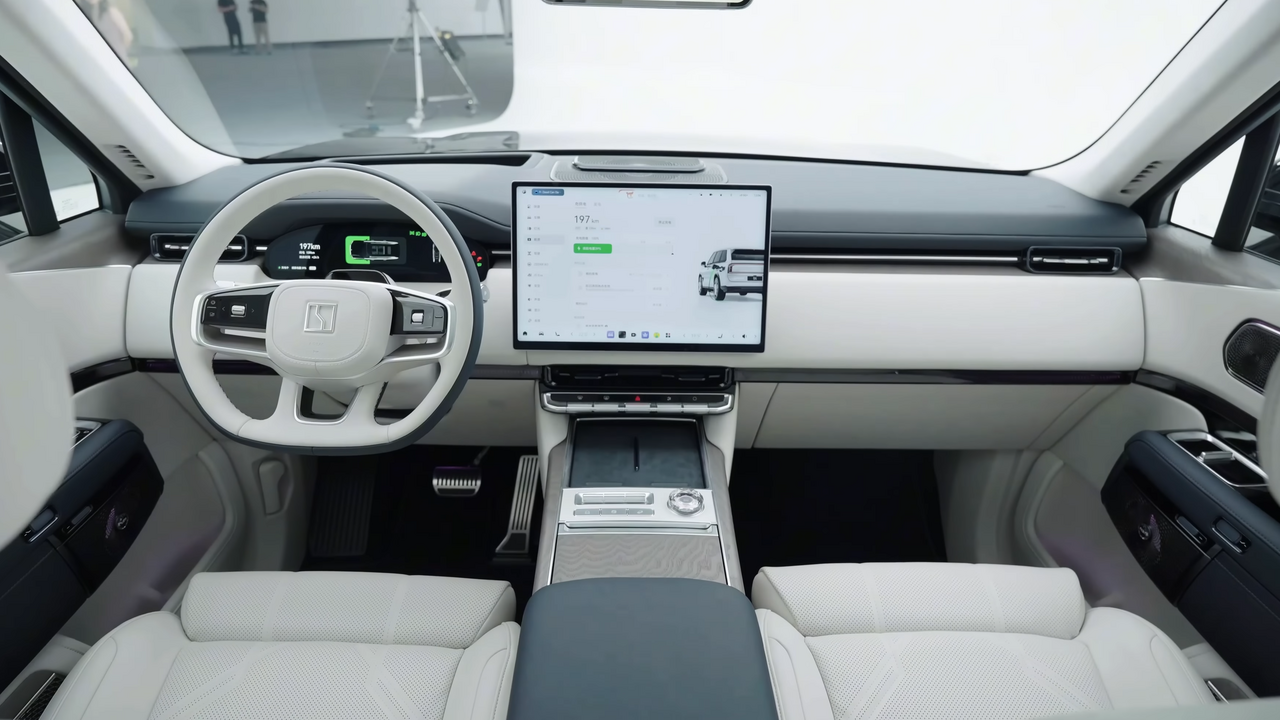 2025 Zeekr 9X interior.
