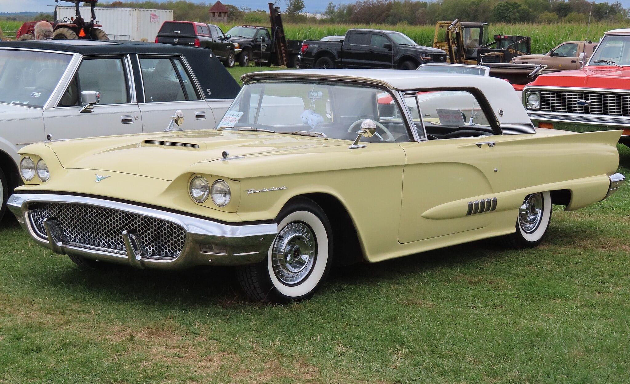 1958 Ford Thunderbird