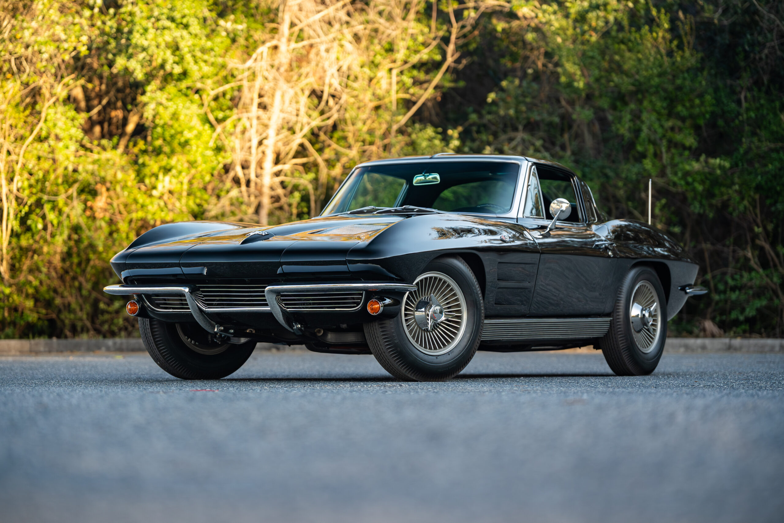 AZ26 Mecum Glendale 2026 1963 Chevrolet Corvette Split Window Coupe scaled