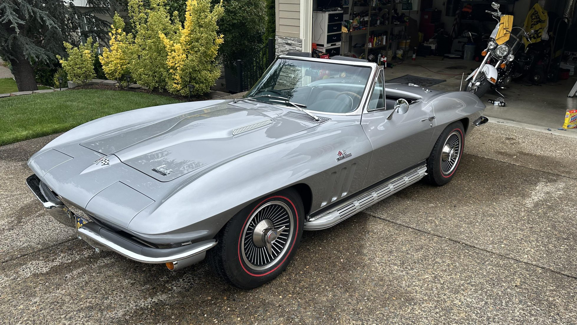 AZ26 Mecum Glendale 2026 1966 Chevrolet Corvette Convertible