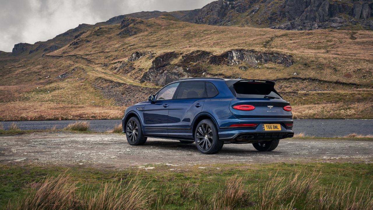 Bentley Bentayga Extended Wheelbase