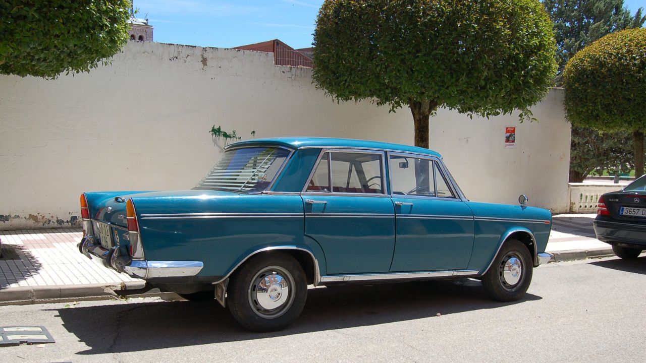 SEAT 1500
