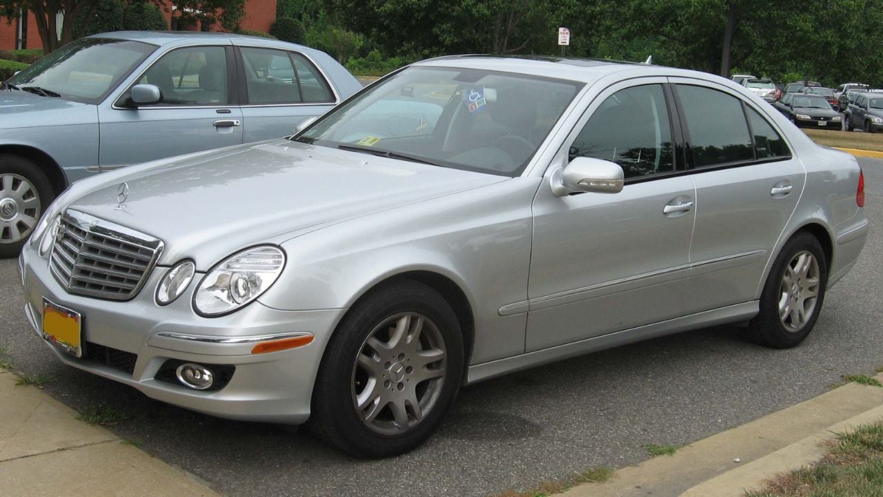 Mercedes-Benz E320 BlueTEC