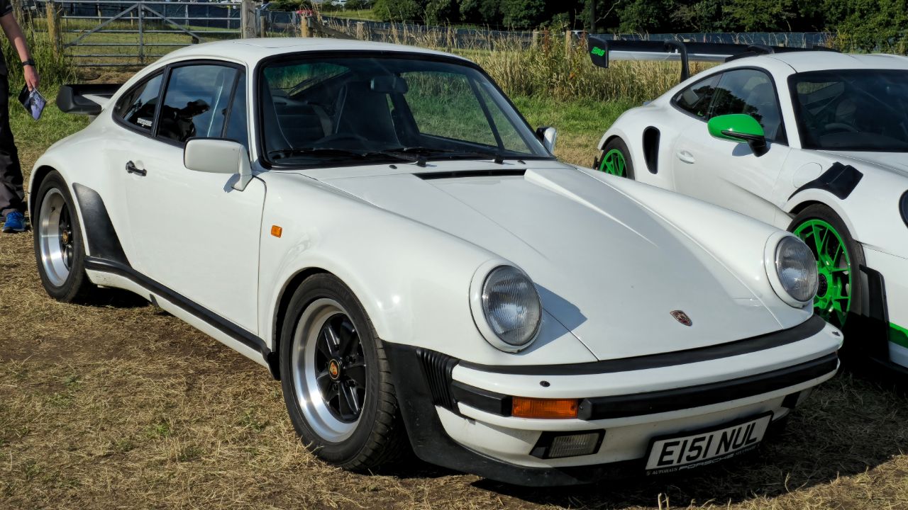 Porsche 911 Turbo (930)