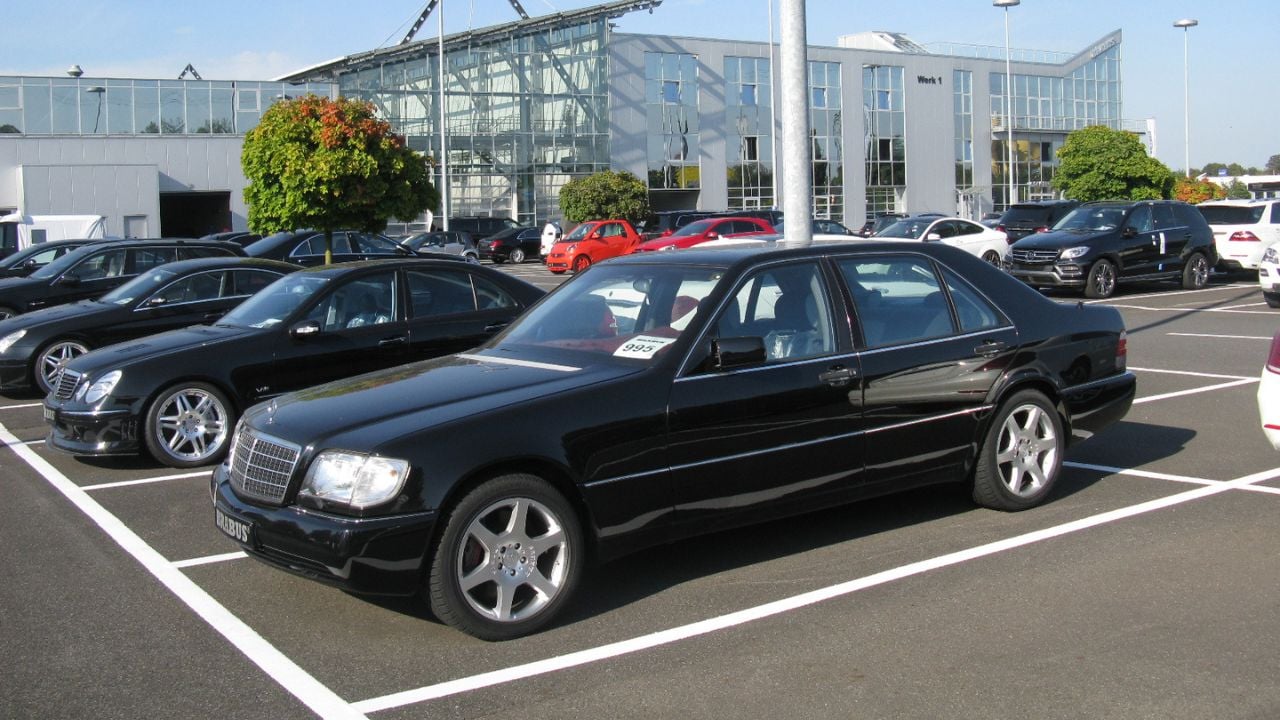 Mercedes-Benz S Class W140