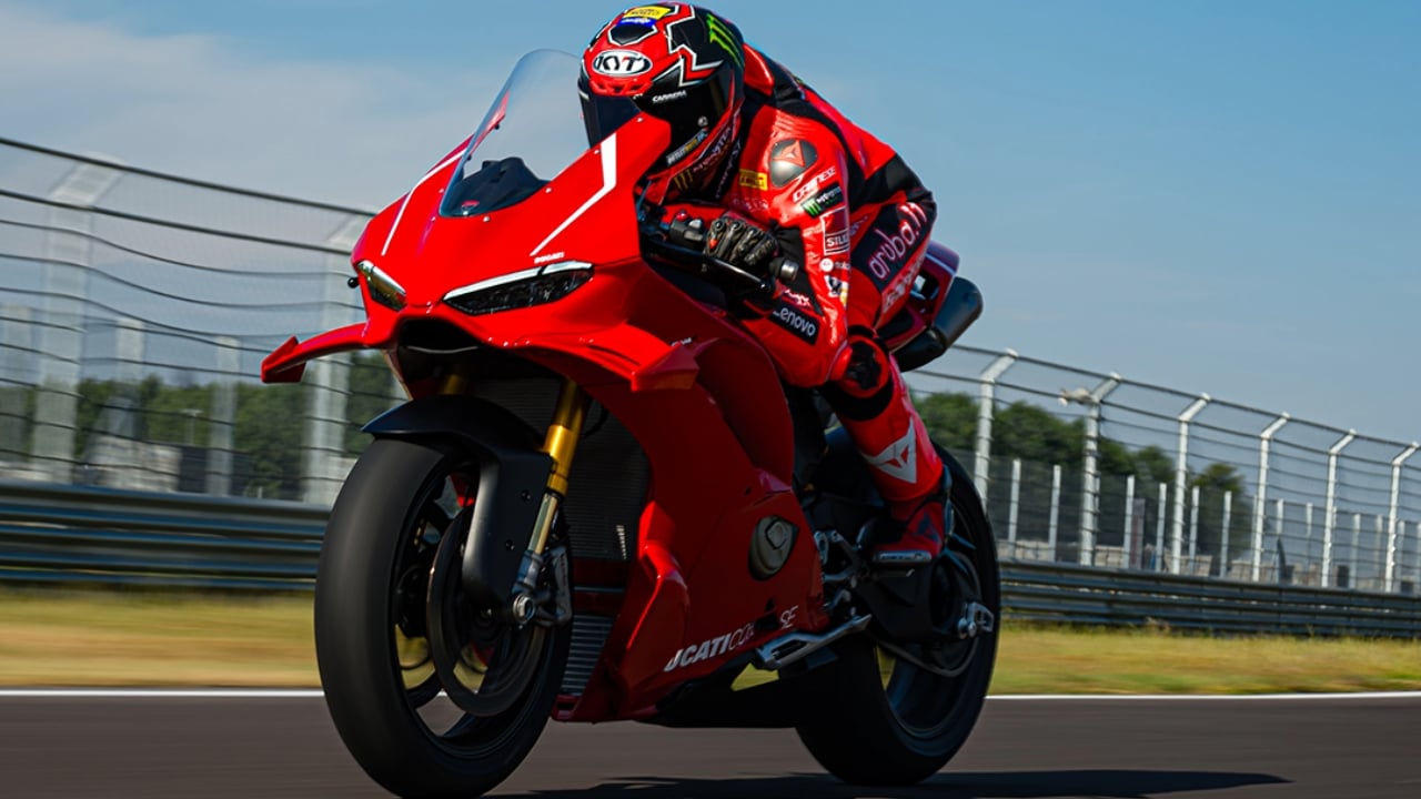 Ducati Panigale V4 R