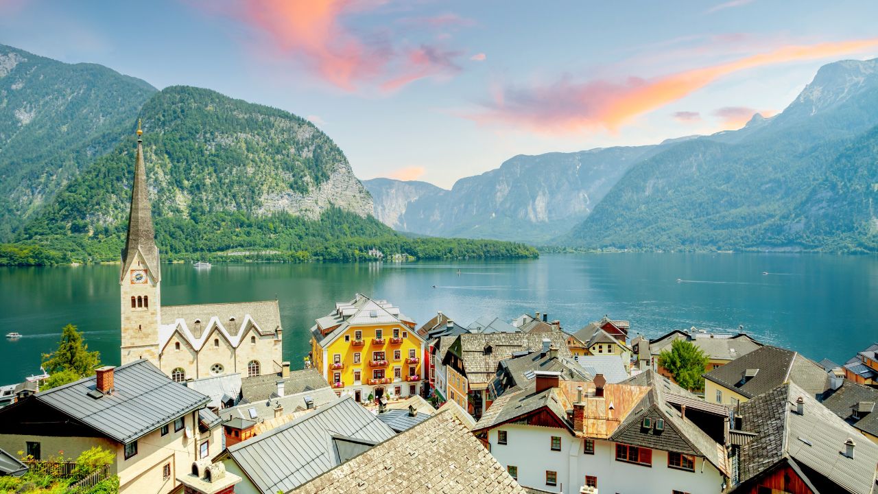 View over Hallstatt Hallstätter Lake, Austria