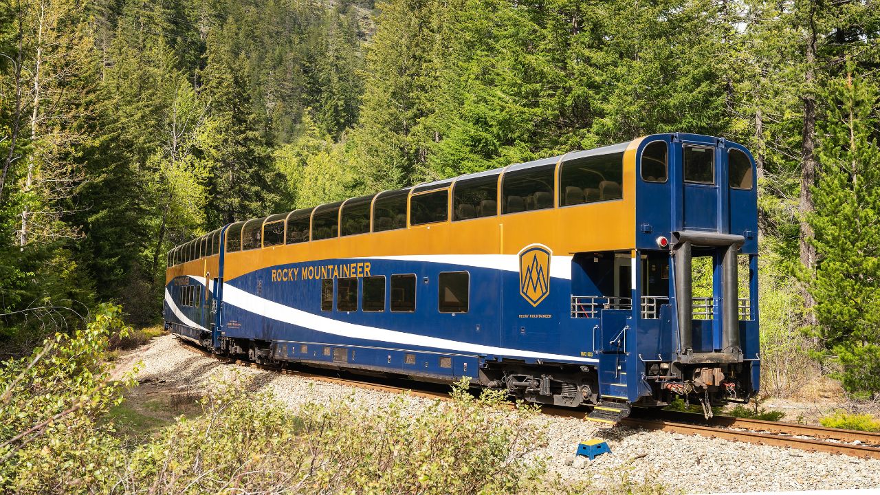 Rocky Mountaineer First Passage to the West From Vancouver to Banff