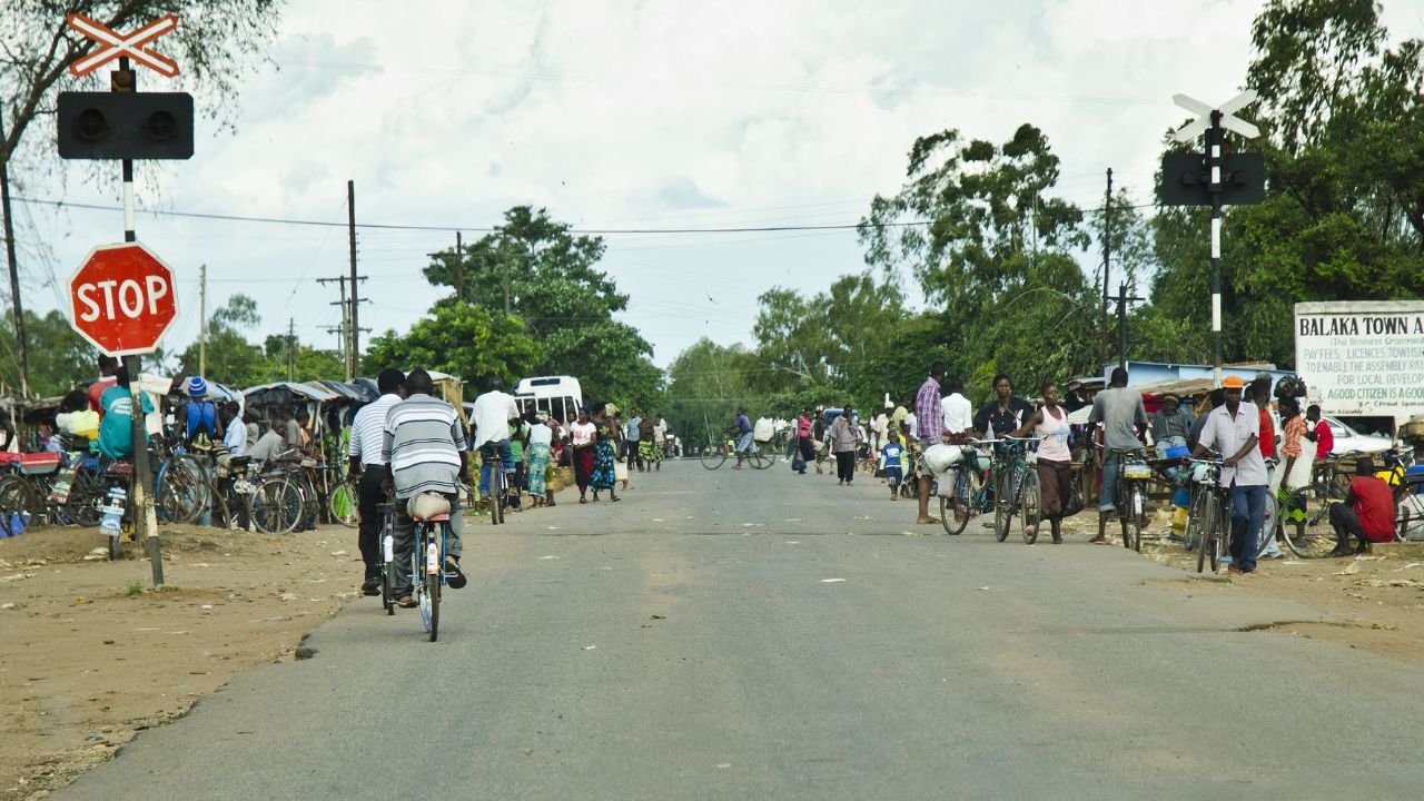 BALAKA, MALAWI - JANUARY 16: roadside scene on January 16, 2014 in Balaka, Malawi. Balaka township is situated in southern Malawi and has a population of 24,052.