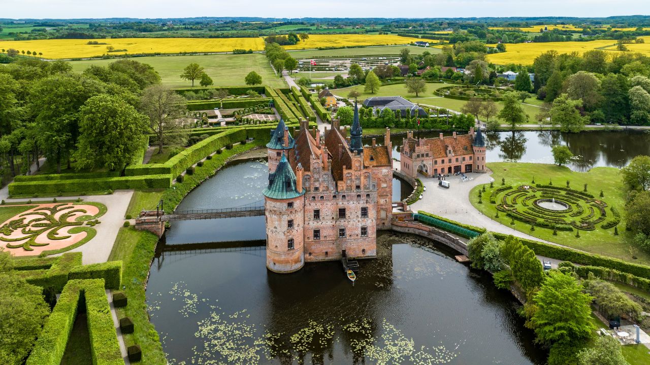 Aerial view, Denmark, Region Syddanmark, Kværndrup, Egeskov Castle with park, Renaissance garden