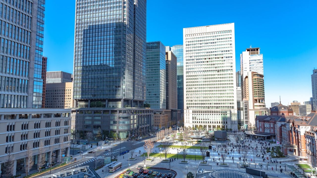 View of Tokyo station building at the Marunouchi business district, Tokyo, Japan.