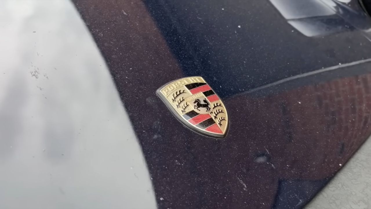 Porsche Logo