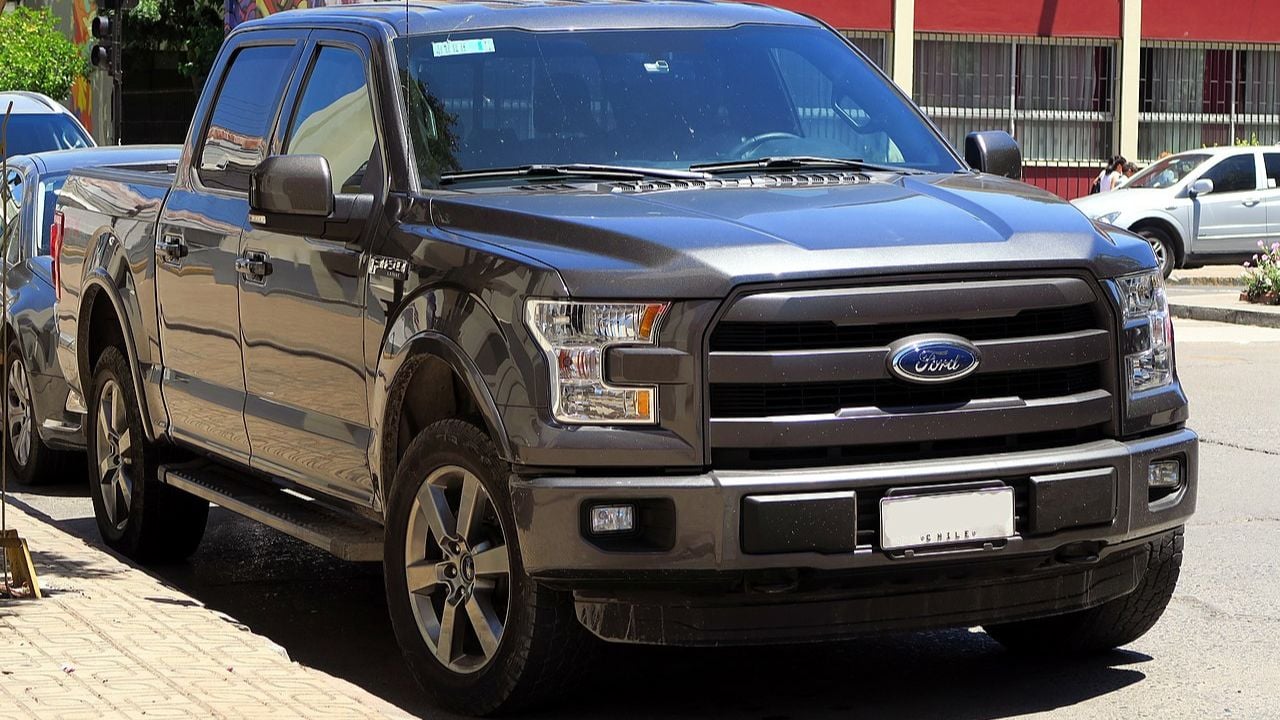 2017 Ford F-150 Lariat FX4.
