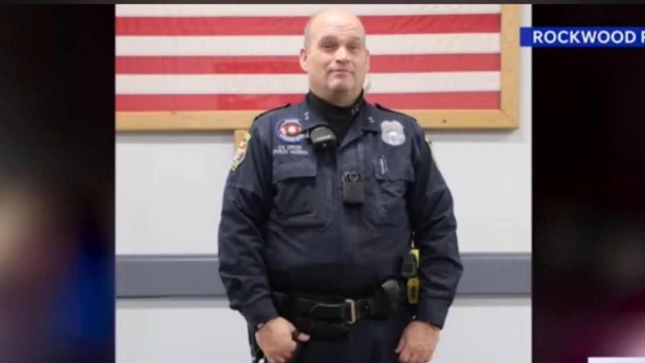 Traffic Stop With Broken Headlight Exposes Troubling Behavior by Officer.