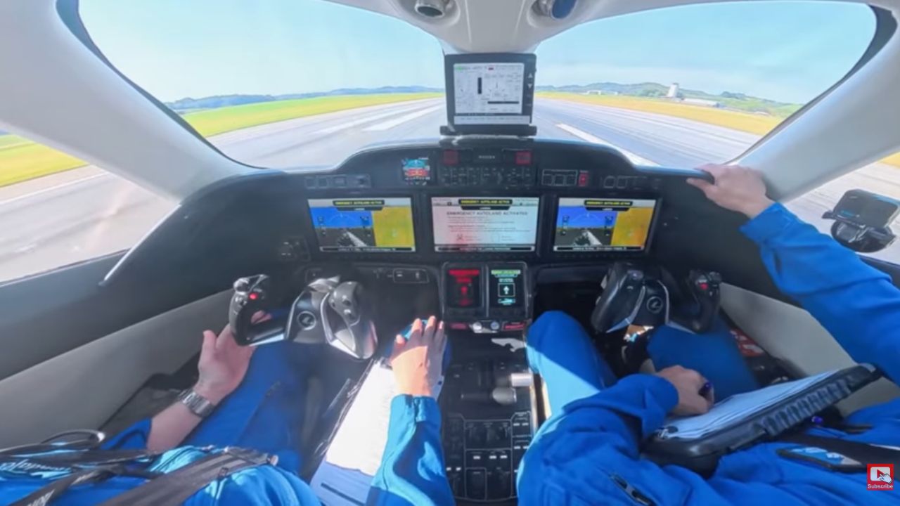 HondaJet Elite II emergency AutoLand demonstration.