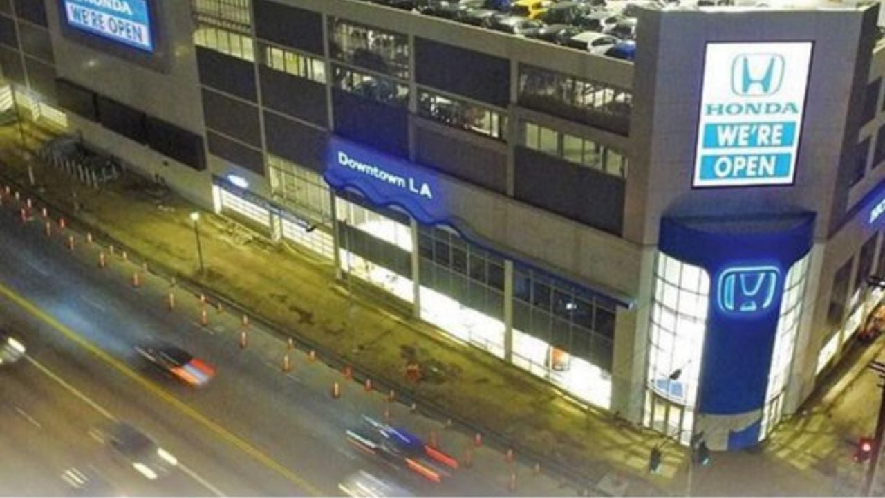 Honda of Downtown LA dealership.