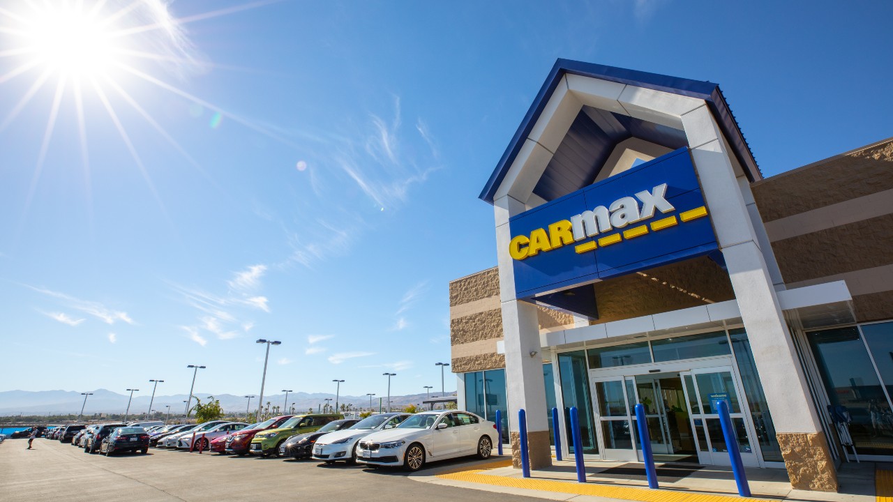 CarMax store front
