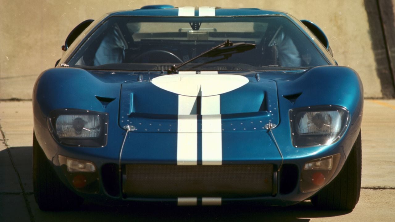 Blue Ford GT40 with White stripes front view