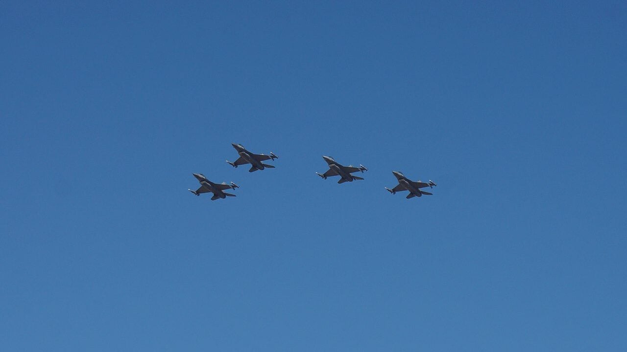 2019 Fort Worth Alliance Air Show (General Dynamics F-16 Fighting Falcons flyover).