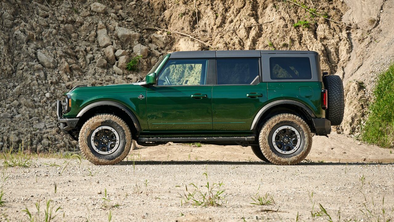 2022 Ford Bronco 4 door.