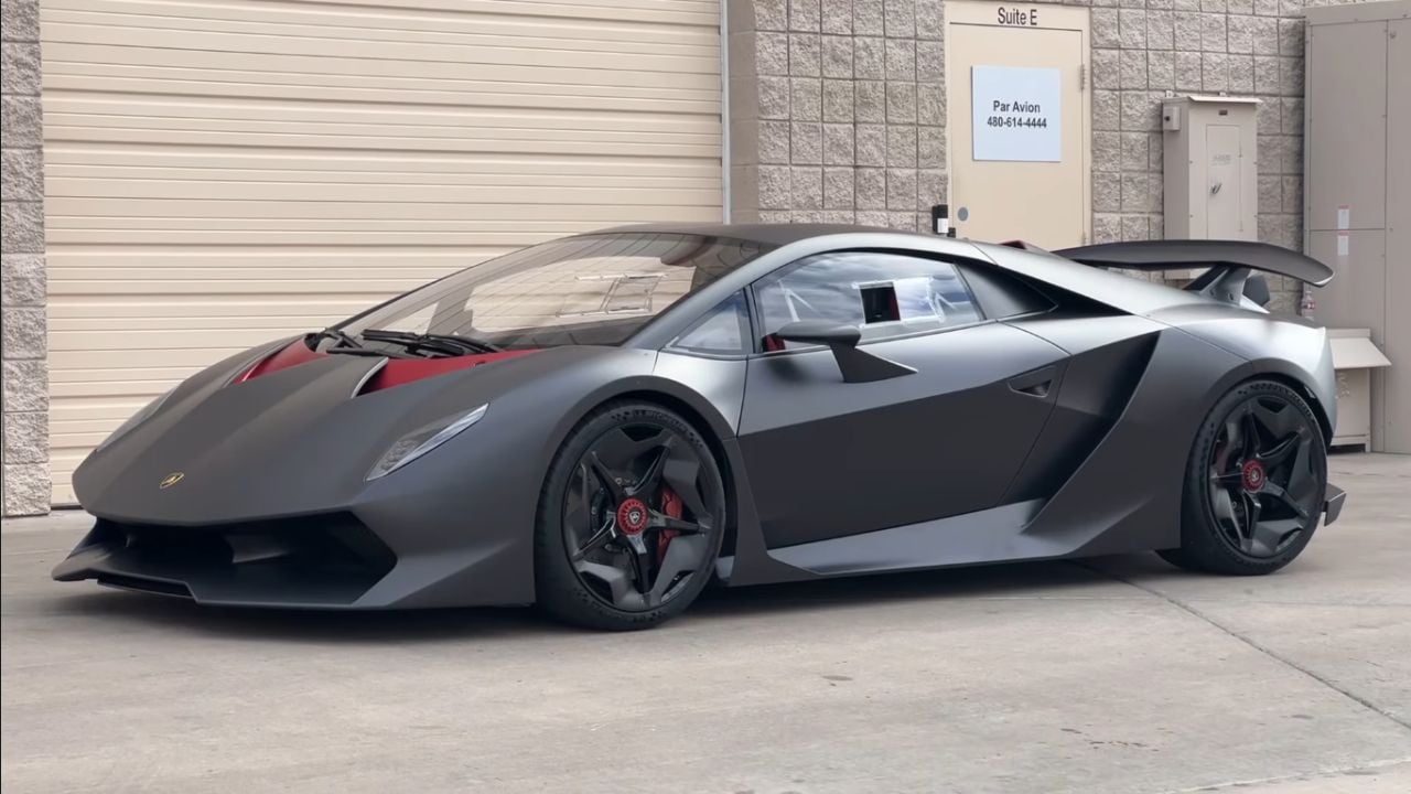 Front three-quarter view of a Lamborghini Sesto Elemento parked