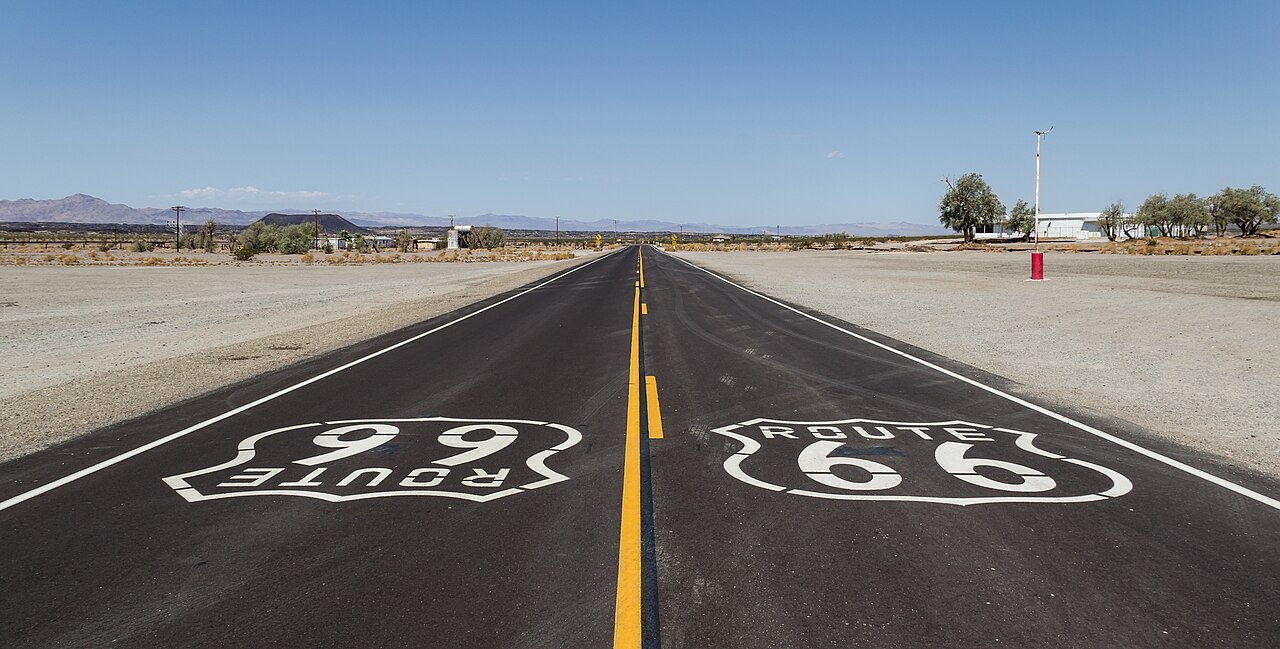 Amboy (California, USA), Hist. Route 66.