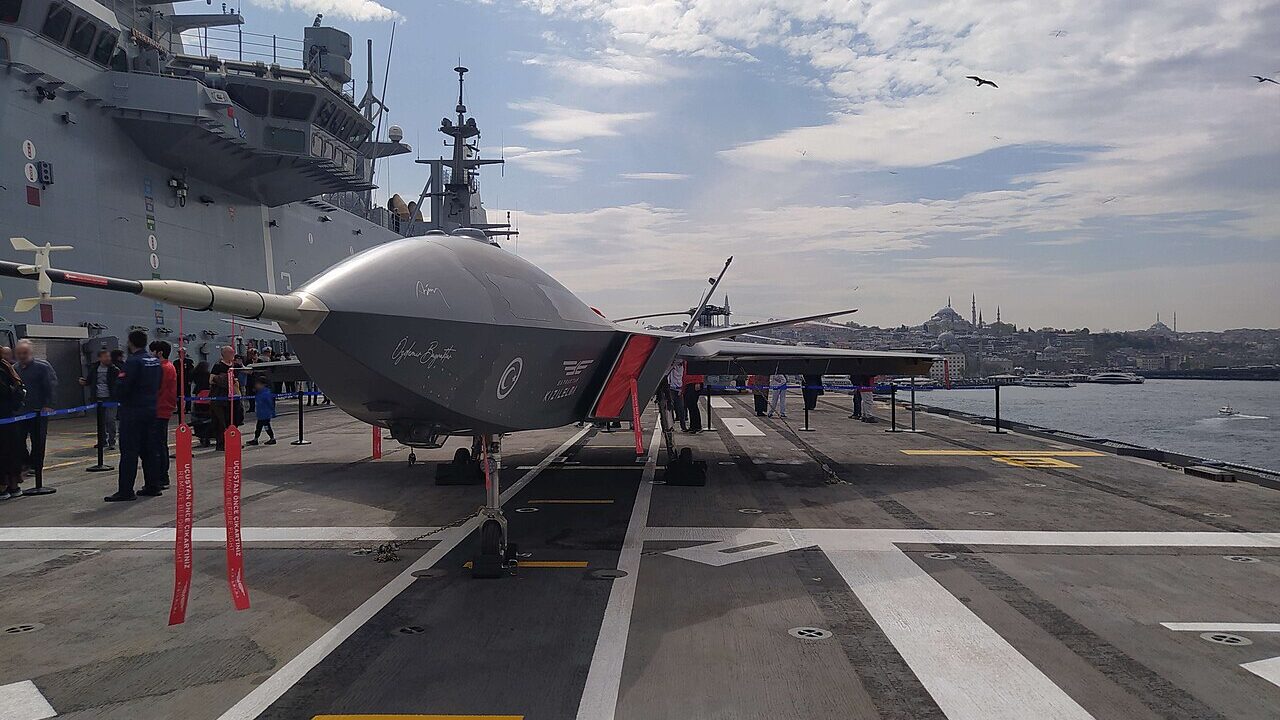 Bayraktar Kızılelma drone on the deck of TCG Anadolu (L-400).