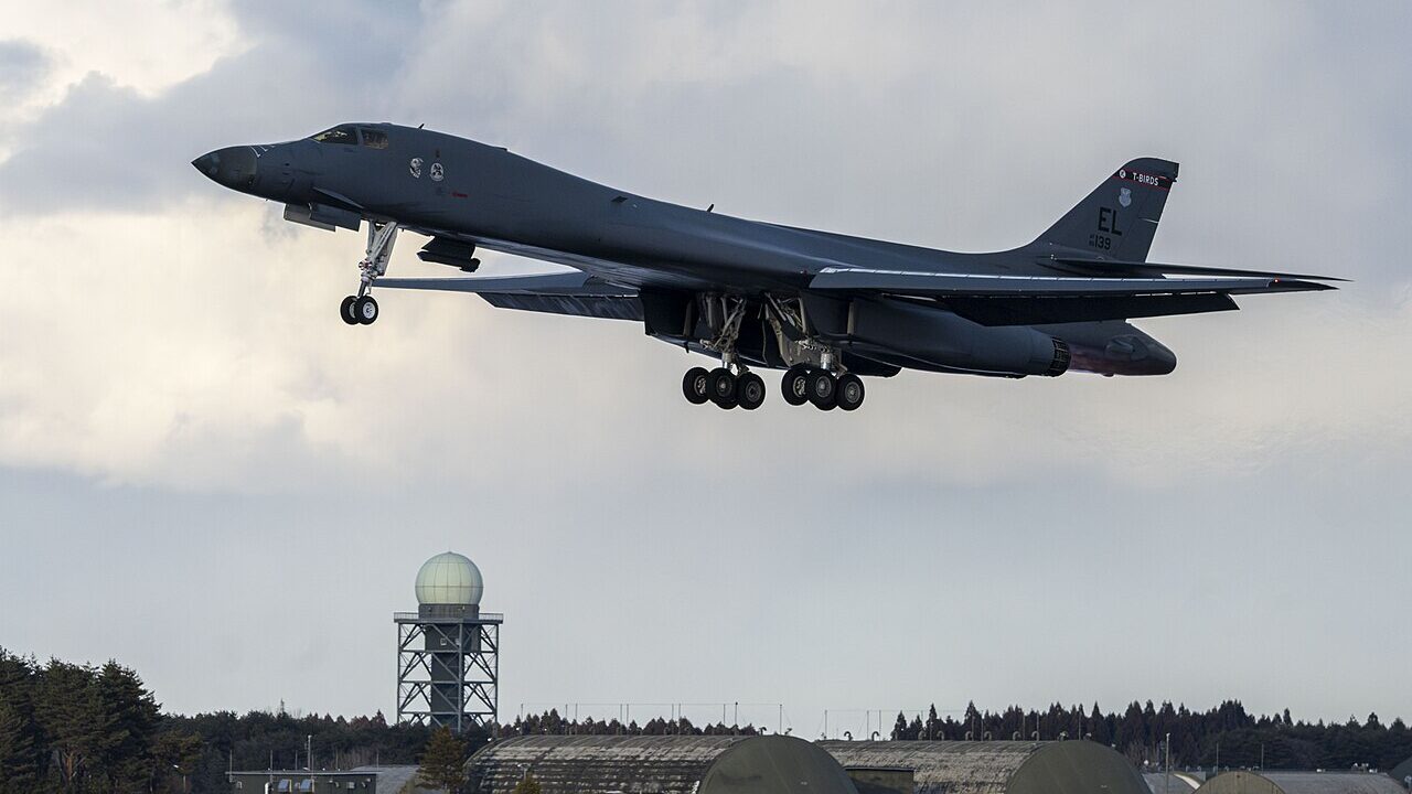 A U.S. Air Force B1-Lancer assigned to the 34th Expeditionary Bomb Squadron takes off in support of Pacific Air Forces’ Bomber Task Force mission at Misawa Air Base, Feb. 20, 2025. It is critical that we continue to train and operate with our Allies and partners so we are integrated and ready to ensure a free and open Indo-Pacific. (U.S. Air Force photo by Airman 1st Class Patrick Boyle)